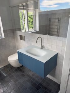contemporary bathroom cheltenham basin battledown
